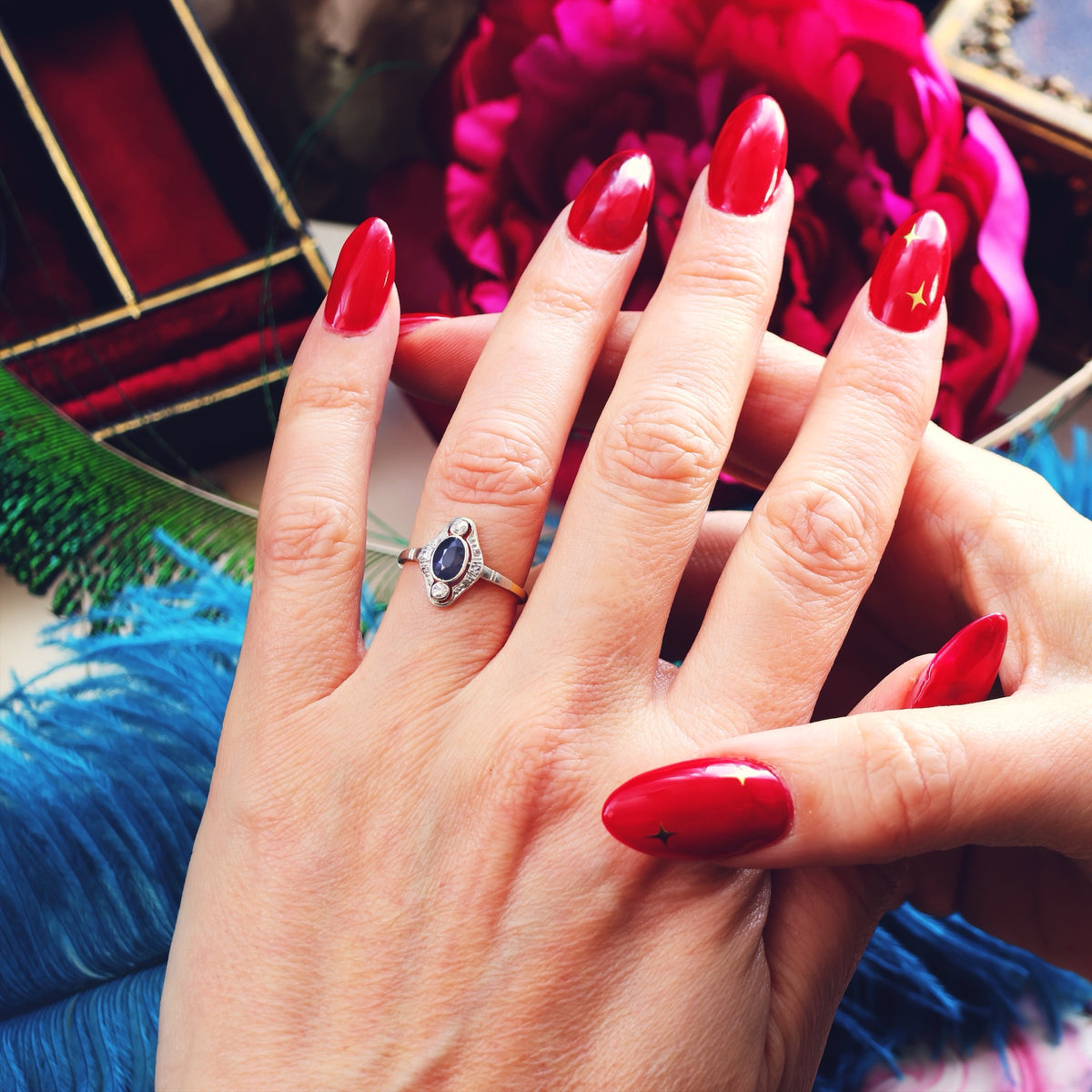 Vintage Art Deco Sapphire & Diamond Cluster Ring
