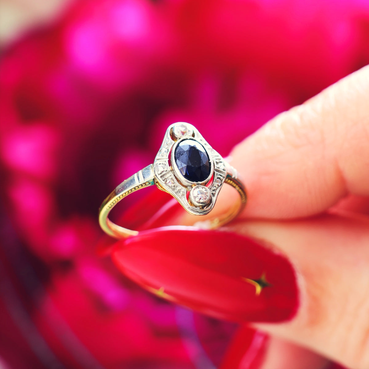 Vintage Art Deco Sapphire & Diamond Cluster Ring