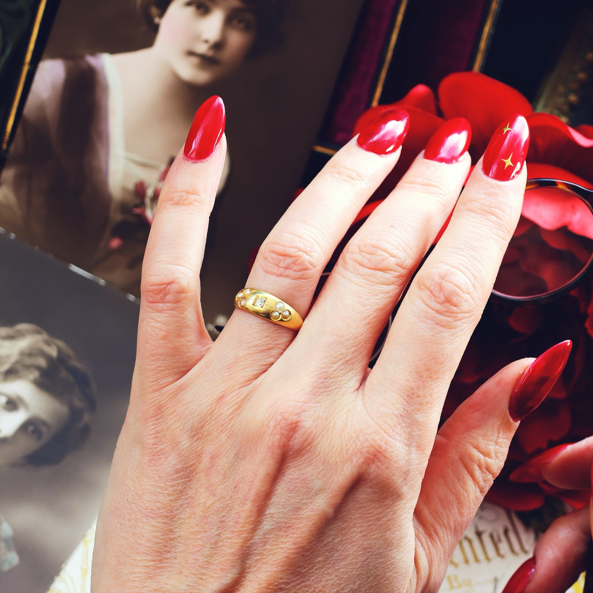 Date 1884 Gypsy Set Diamond & Wild Pearl Wedding Band