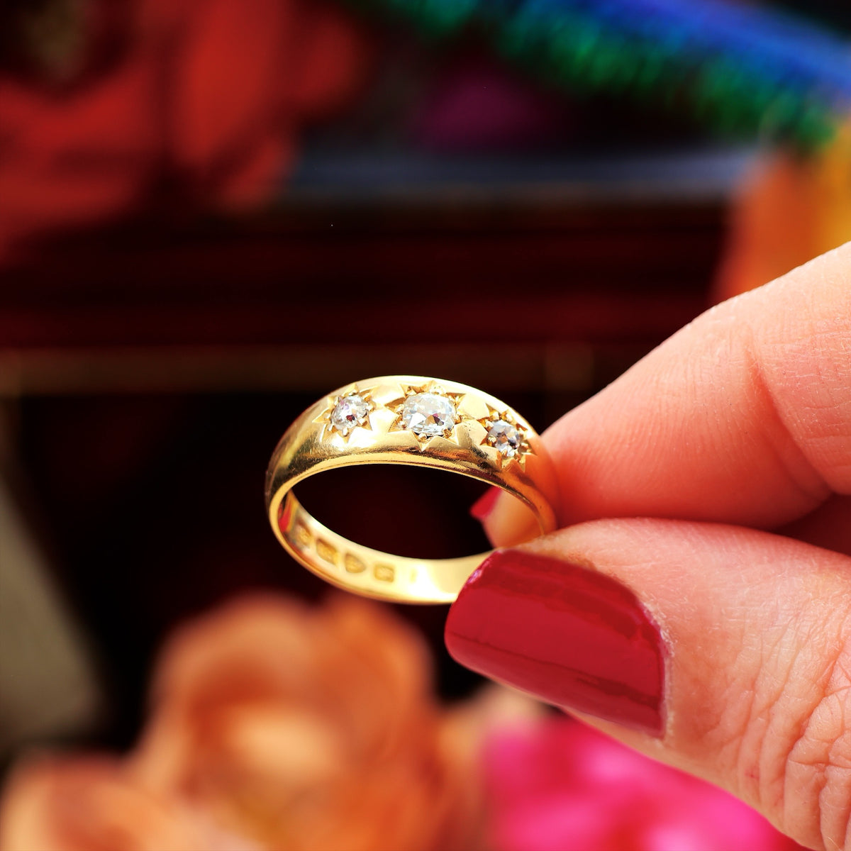 Lucky in Love! Date 1907 Starry Gypsy Set Diamond Band Ring