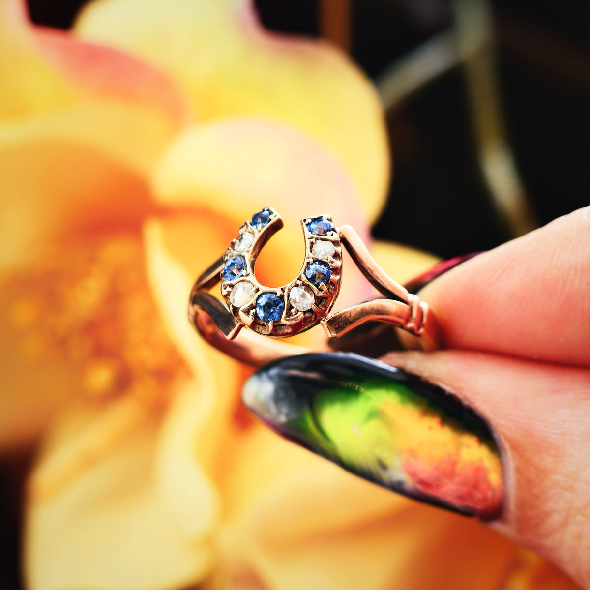 Date 1902 Sapphire & Diamond Lucky Horseshoe Ring