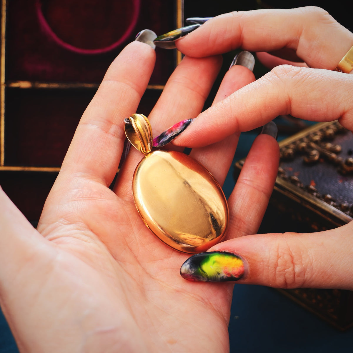 Antique 15ct Gold Victorian Locket