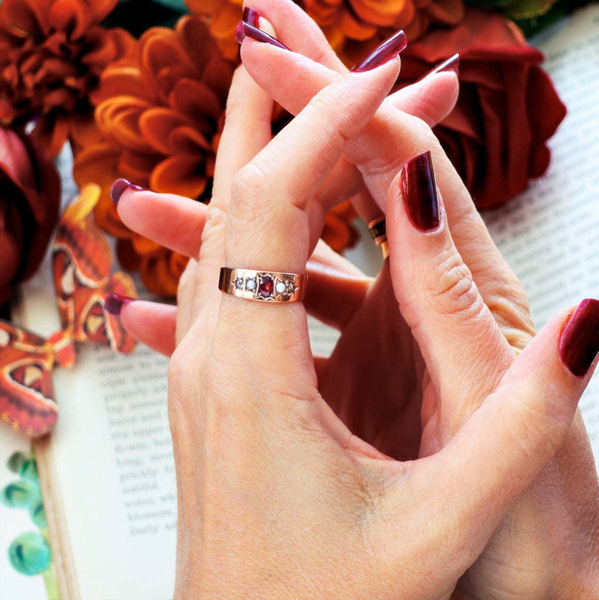 Antique Starset Garnet, Pearl & Diamond Band Ring