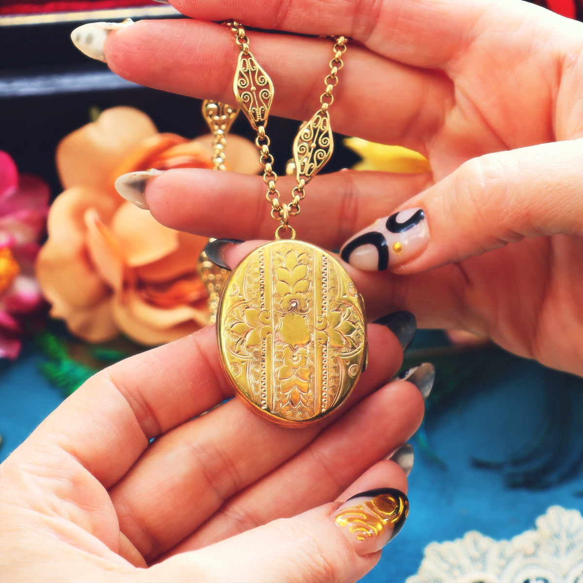Large Victorian 'Roses for LOVE' Locket