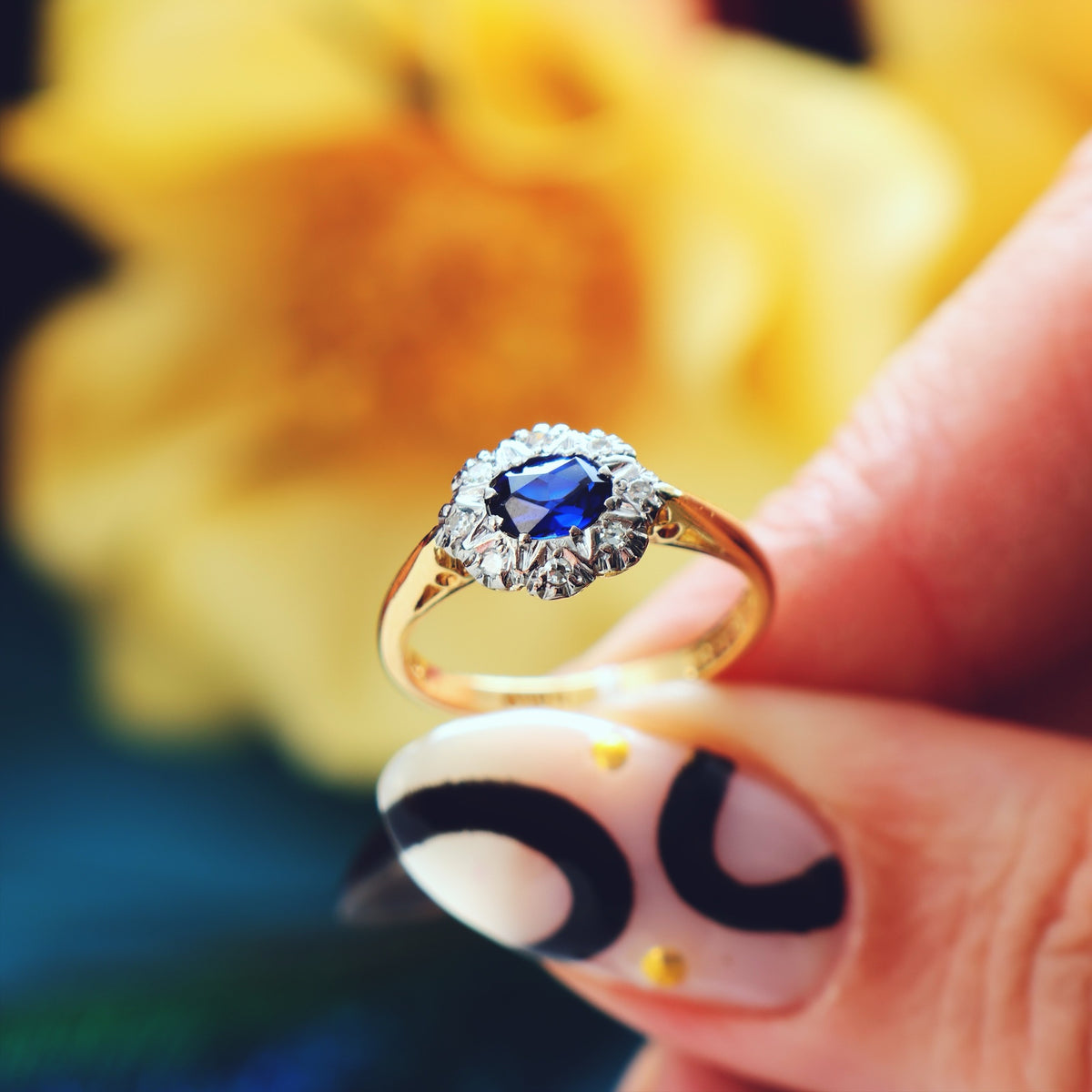 Date 1962 Flowerette Sapphire & Diamond Engagement Ring