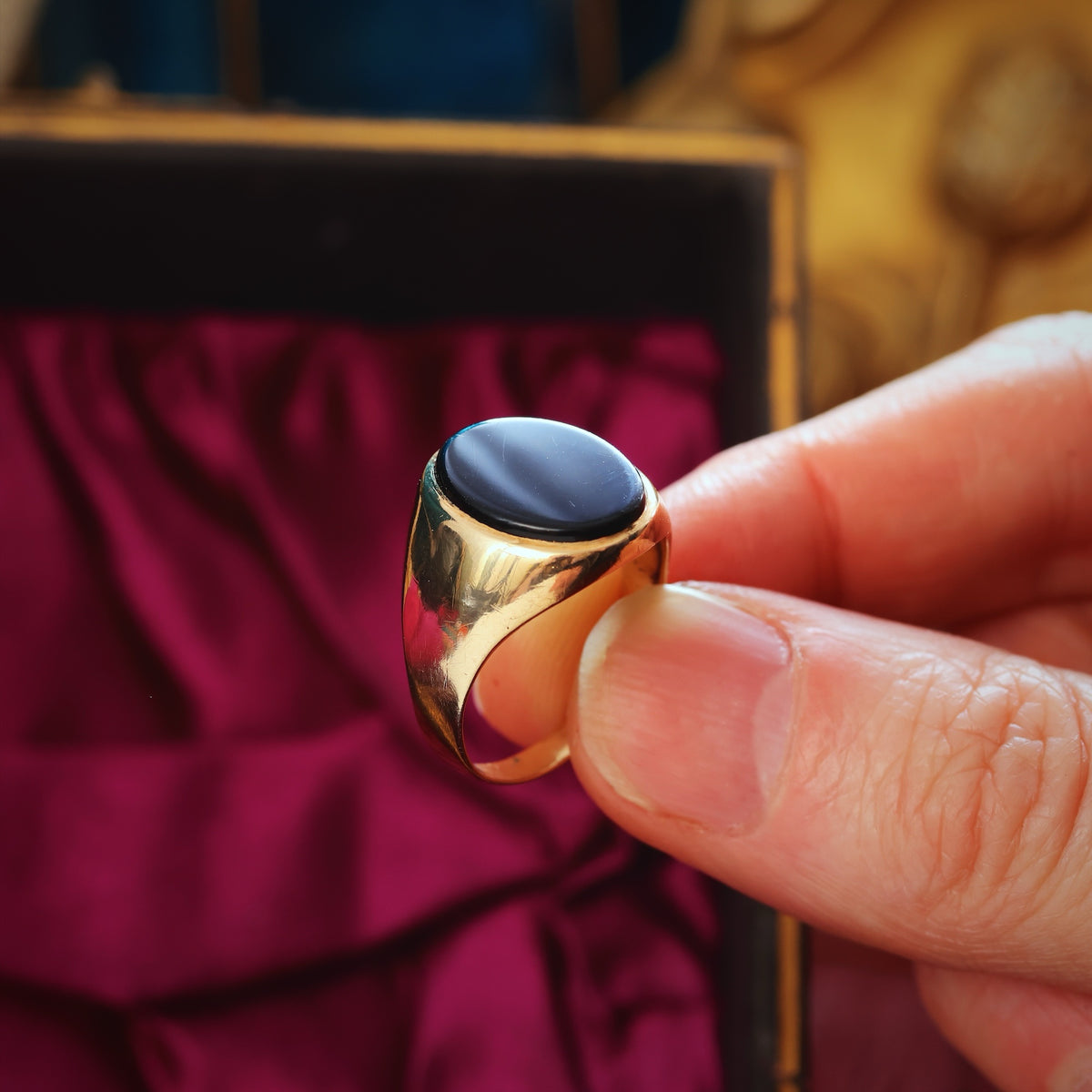 Vintage Date 1975 Black Onyx Signet Ring
