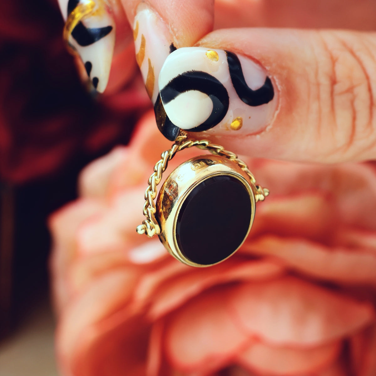 Date 1881 18ct Gold Heliotrope & Carnelian Swivel Fob