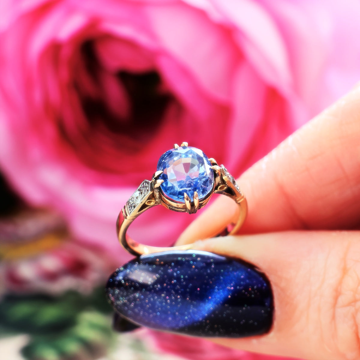 Vintage Delight! Certificated Natural Ceylon Sapphire & Diamond Ring