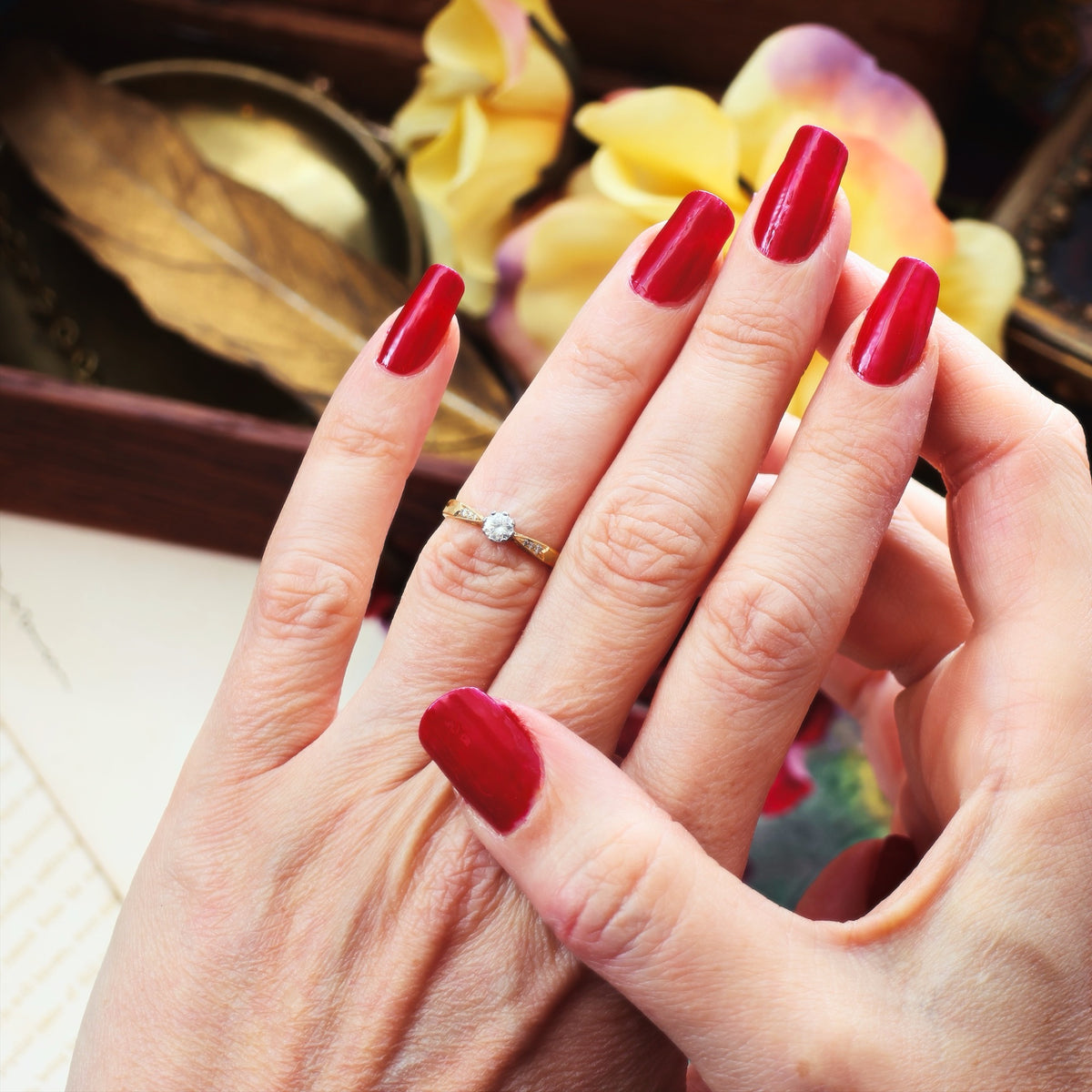 Vintage 0.25ct Brilliant-cut Diamond Solitaire Engagement Ring