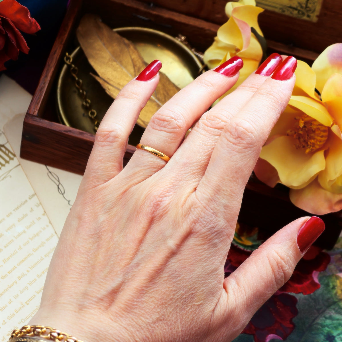 Scarce Date 1857 Victorian 22ct Gold Wedding Ring