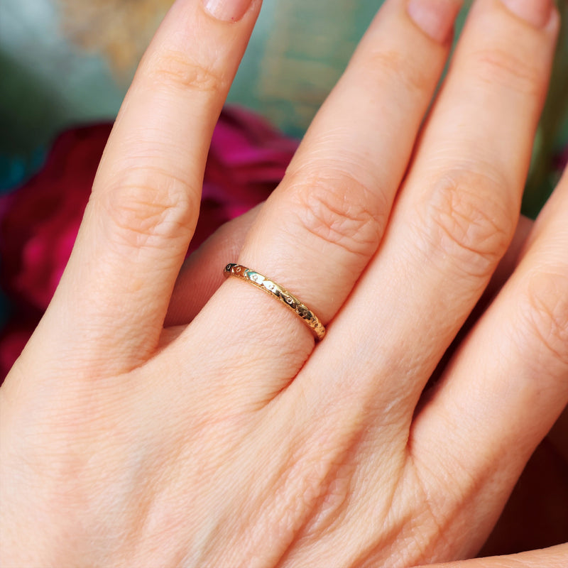Size ‘J.5’ or ‘5’ Vintage Style Beaded Edge Wedding Ring
