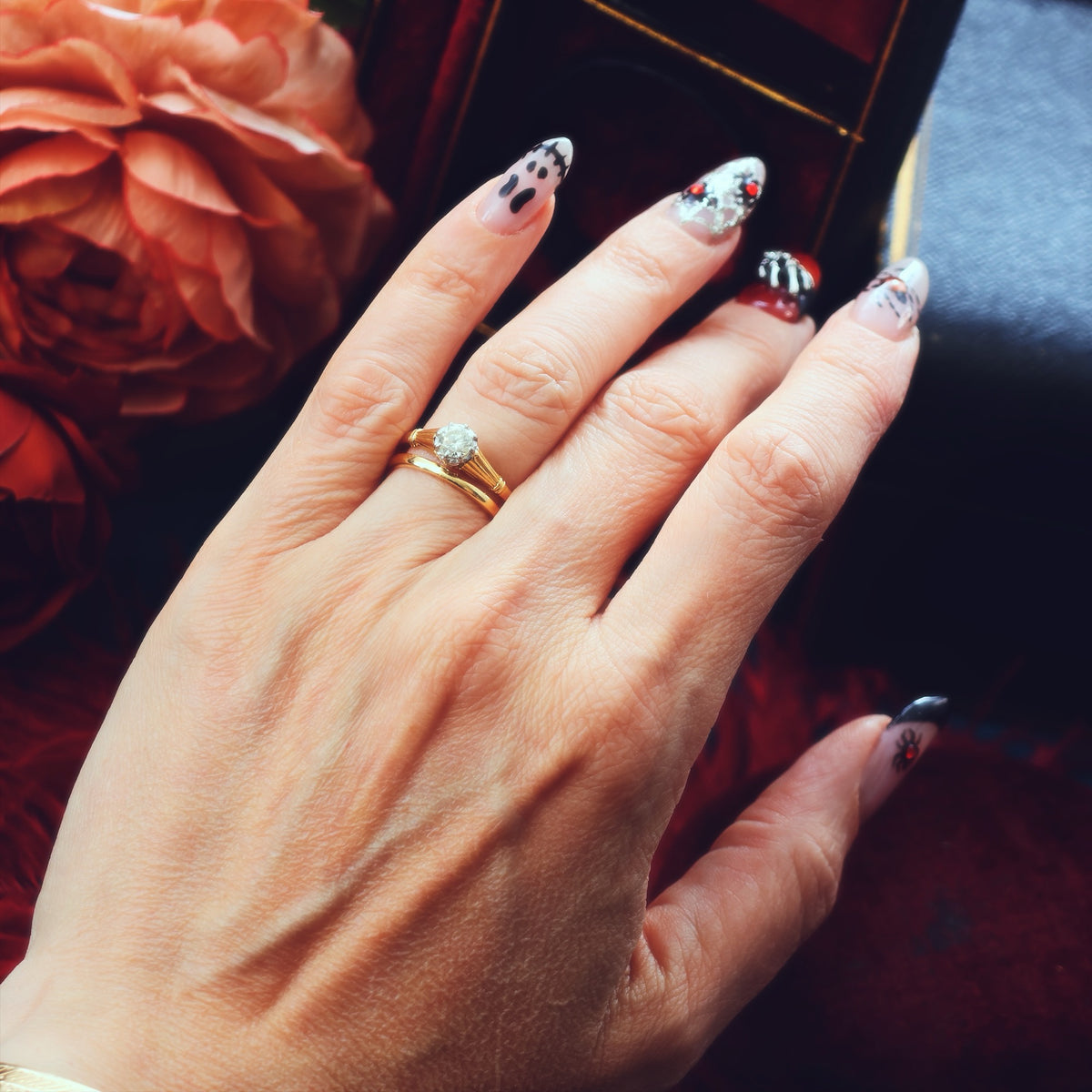Vintage 'Tiffany' Style Diamond Engagement Ring