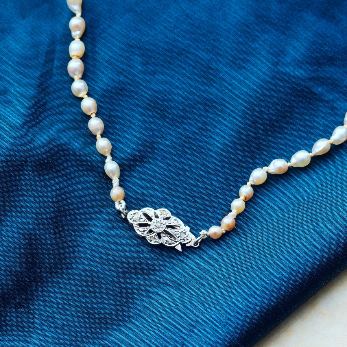 Vintage 1950's Cultured Saltwater Pearl Necklace