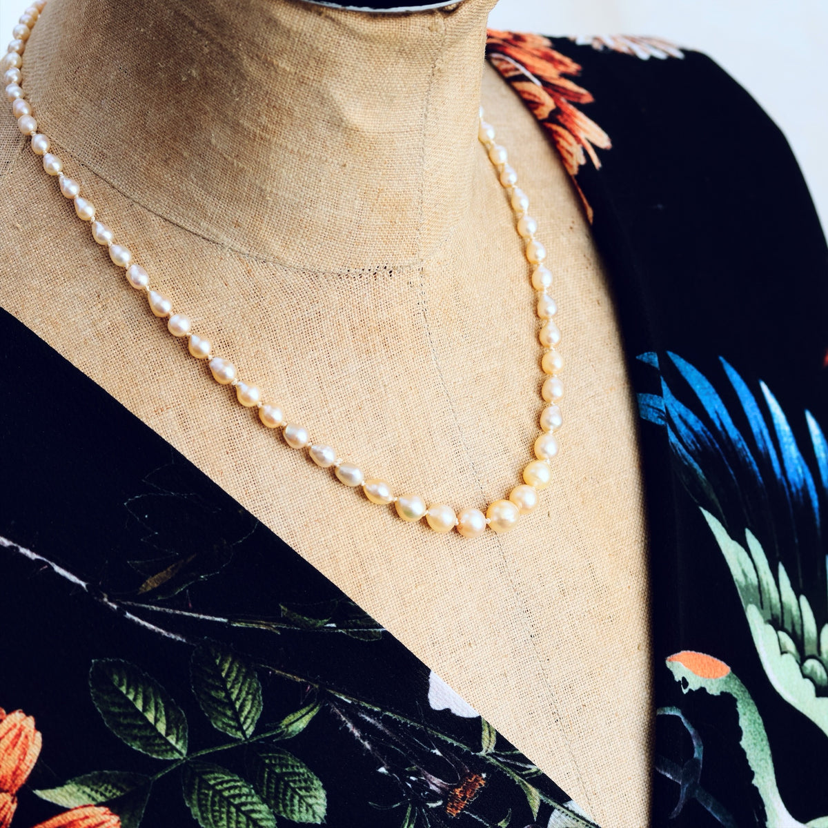Vintage 1950's Cultured Saltwater Pearl Necklace