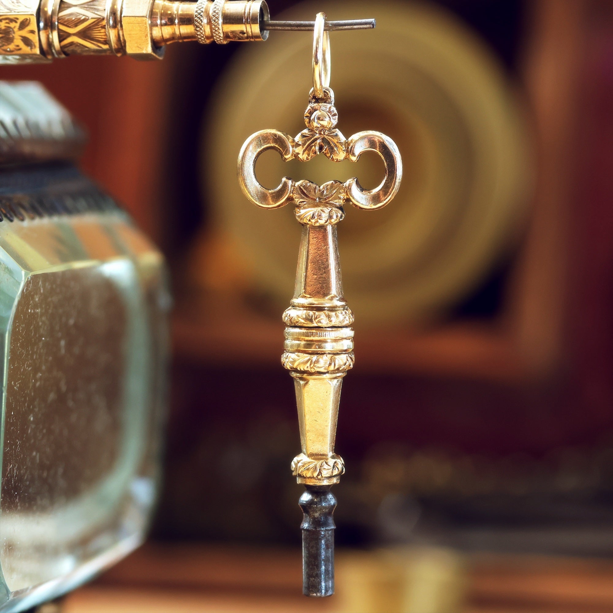 Ornamental Early Victorian Watch Key – Fetheray