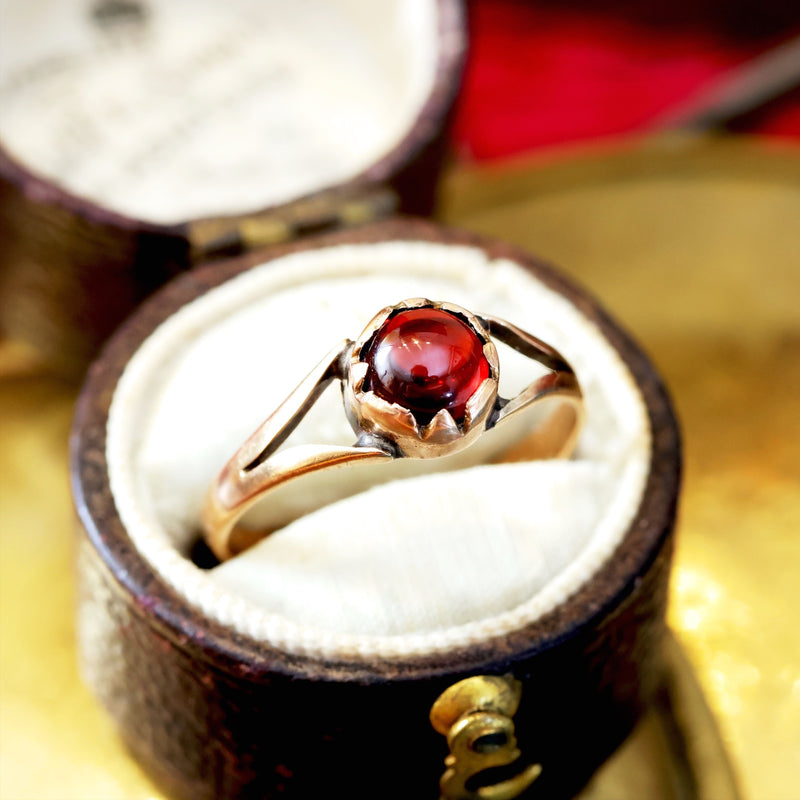 Antique Victorian Cabouchon Garnet Ring