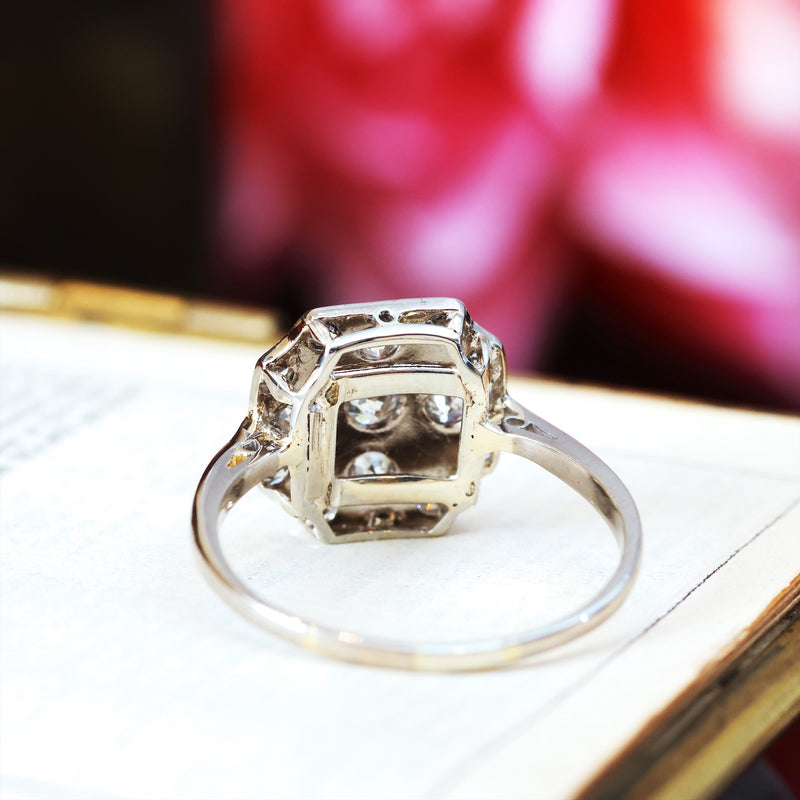 De LUXE Vintage Art Deco Diamond Cluster Ring