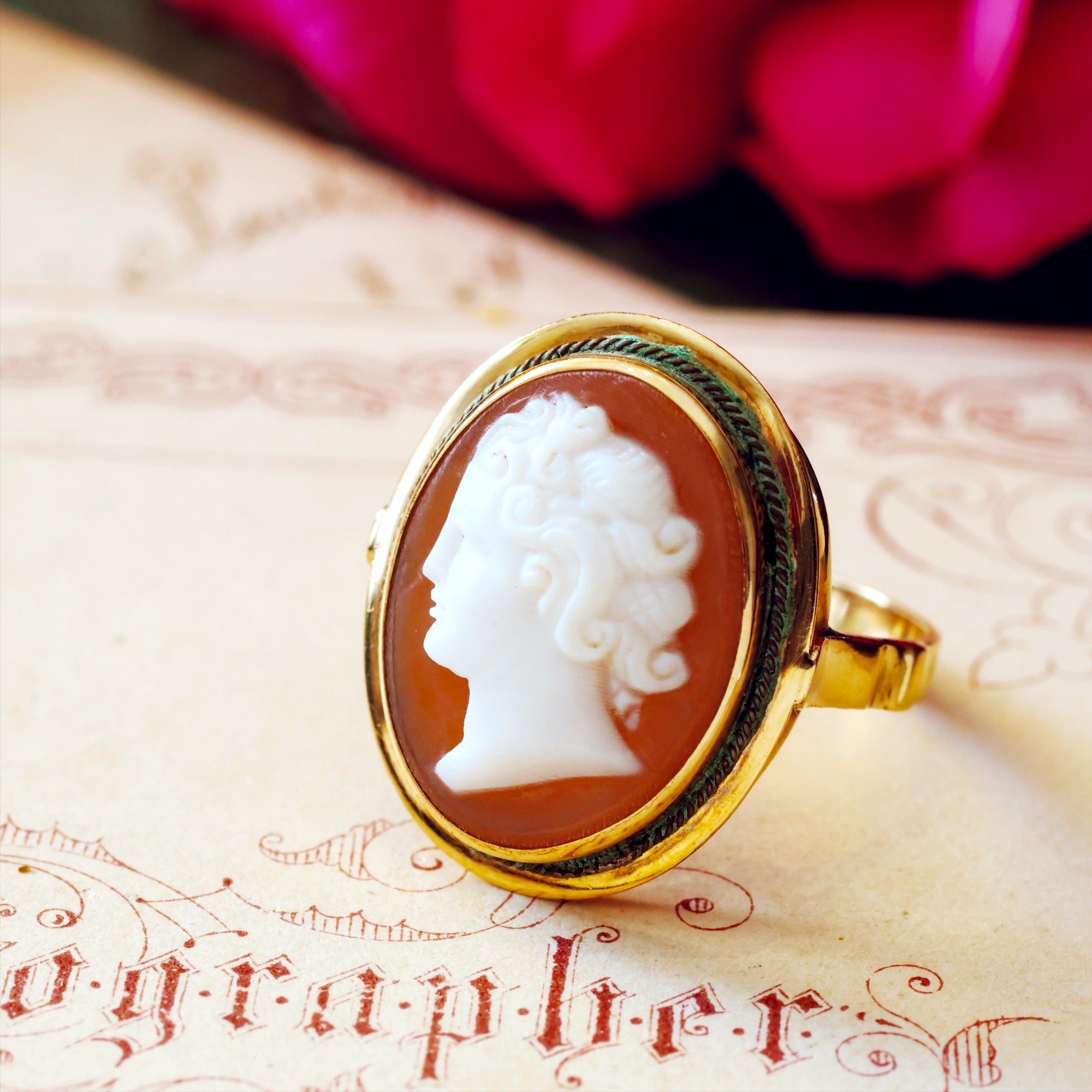 アクセサリー LONDON vintage cameo ring Vintage Cameo Ring - Retro 14k Yellow Gold Orange White Genuine