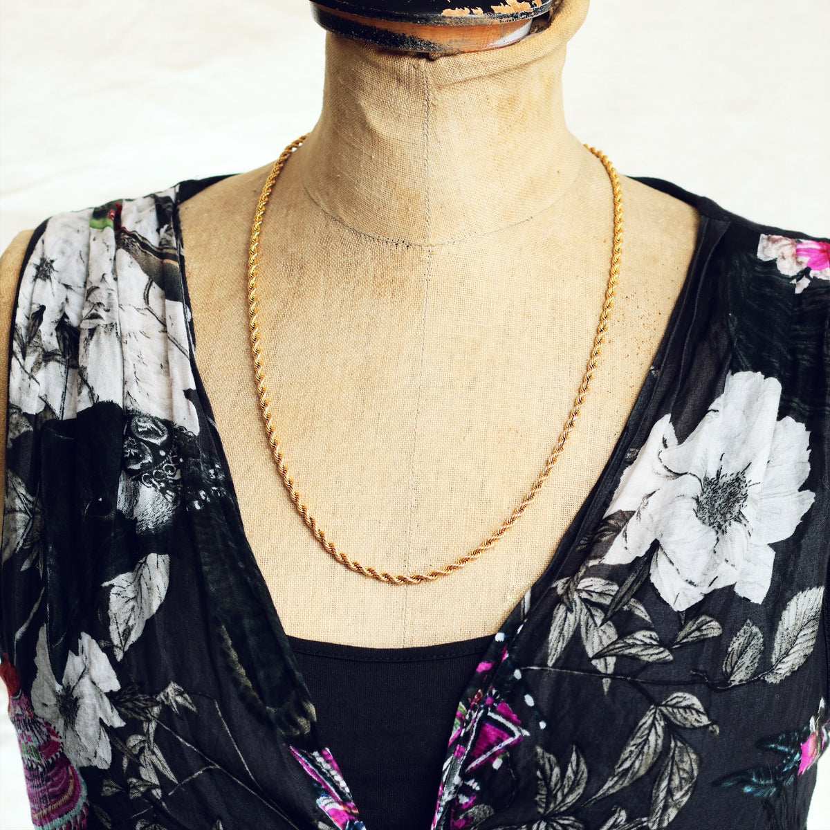 Vintage Date 1993 9ct Gold Rope Chain