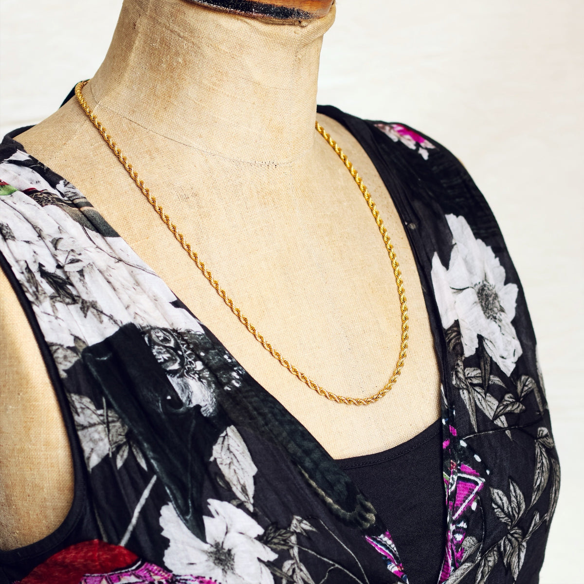 Vintage Date 1993 9ct Gold Rope Chain