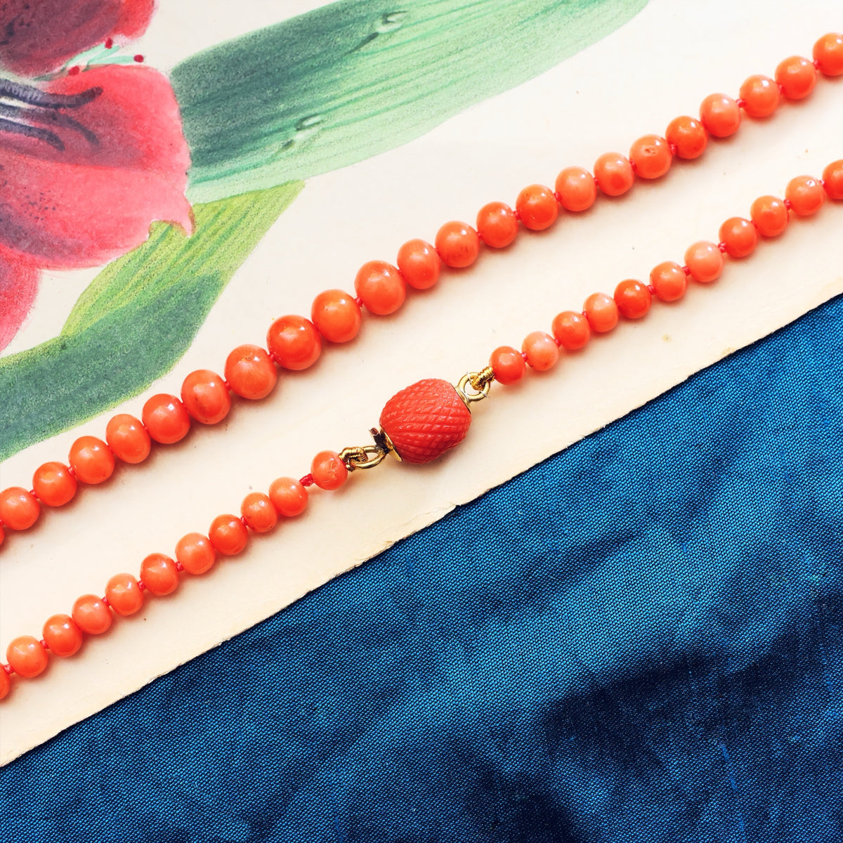 Beautiful Antique Graduated Italian Coral Necklace