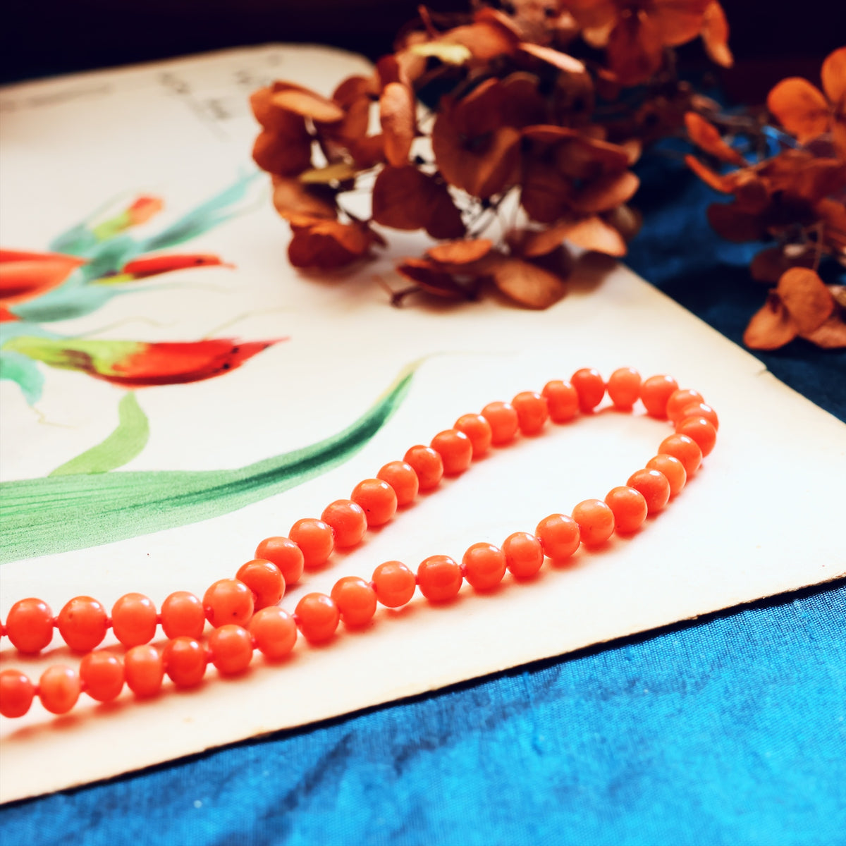 Beautiful Antique Graduated Italian Coral Necklace