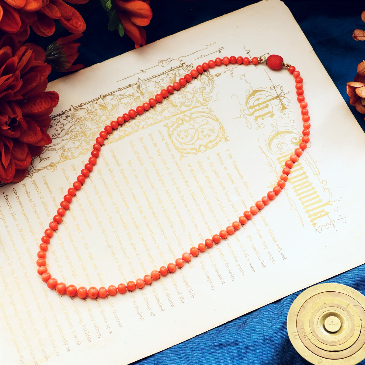 Beautiful Antique Graduated Italian Coral Necklace
