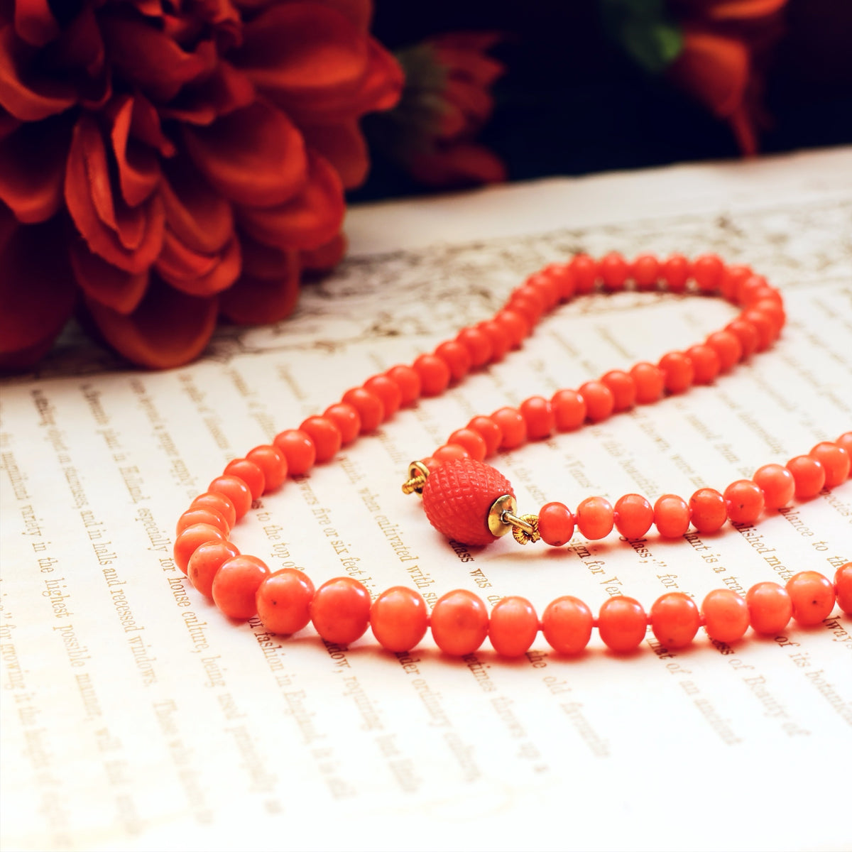 Beautiful Antique Graduated Italian Coral Necklace