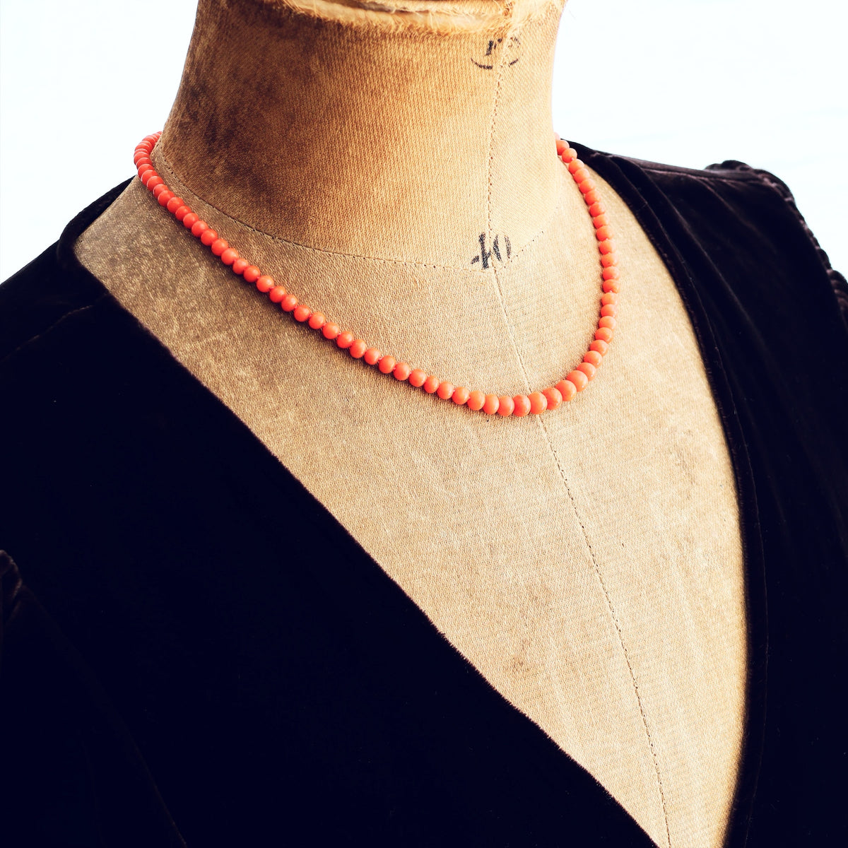 Beautiful Antique Graduated Italian Coral Necklace