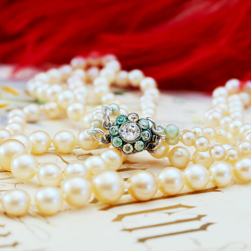 Classique Style! Vintage Cultured Pearl Necklace