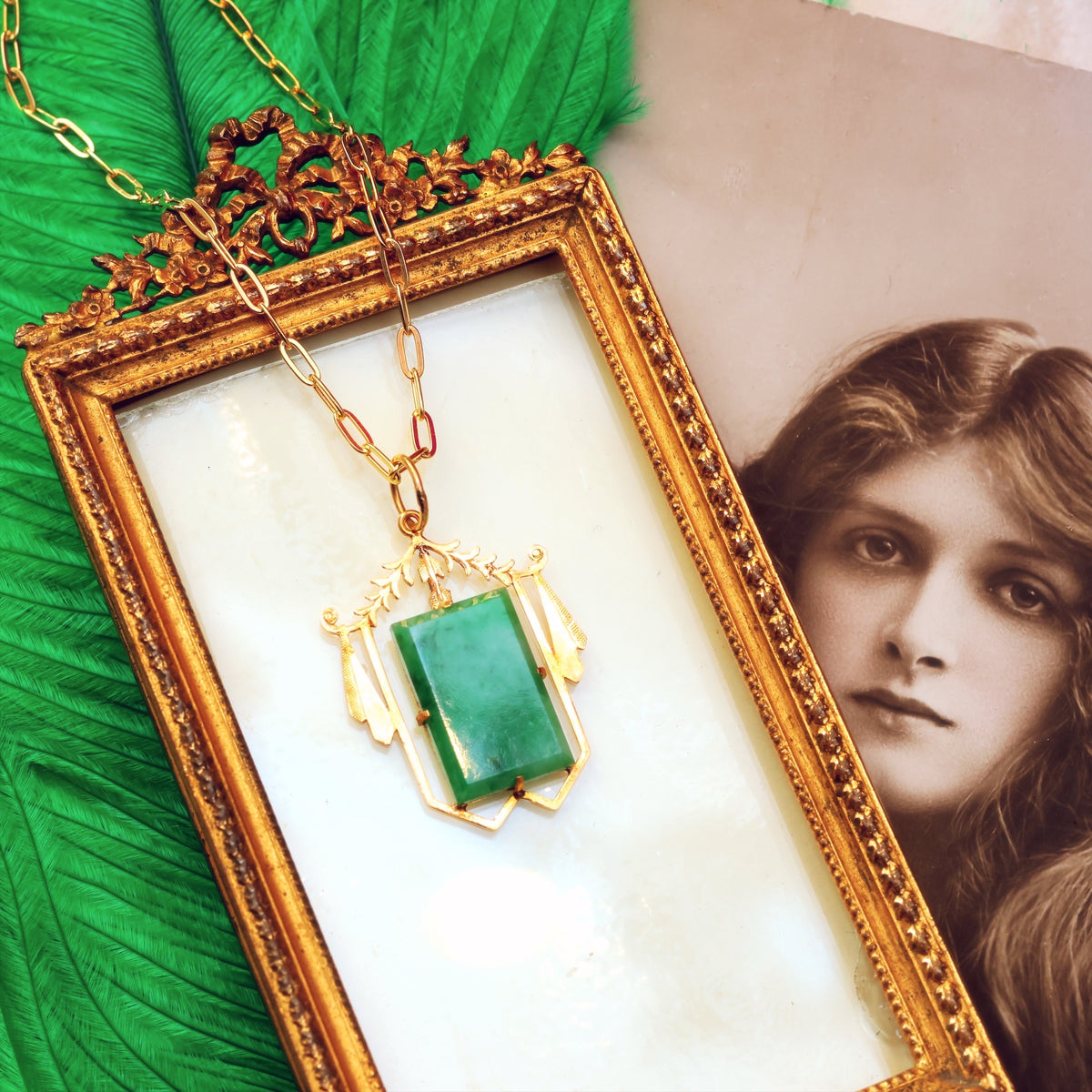 Vintage Lucky Chinese Jadeite Pendant