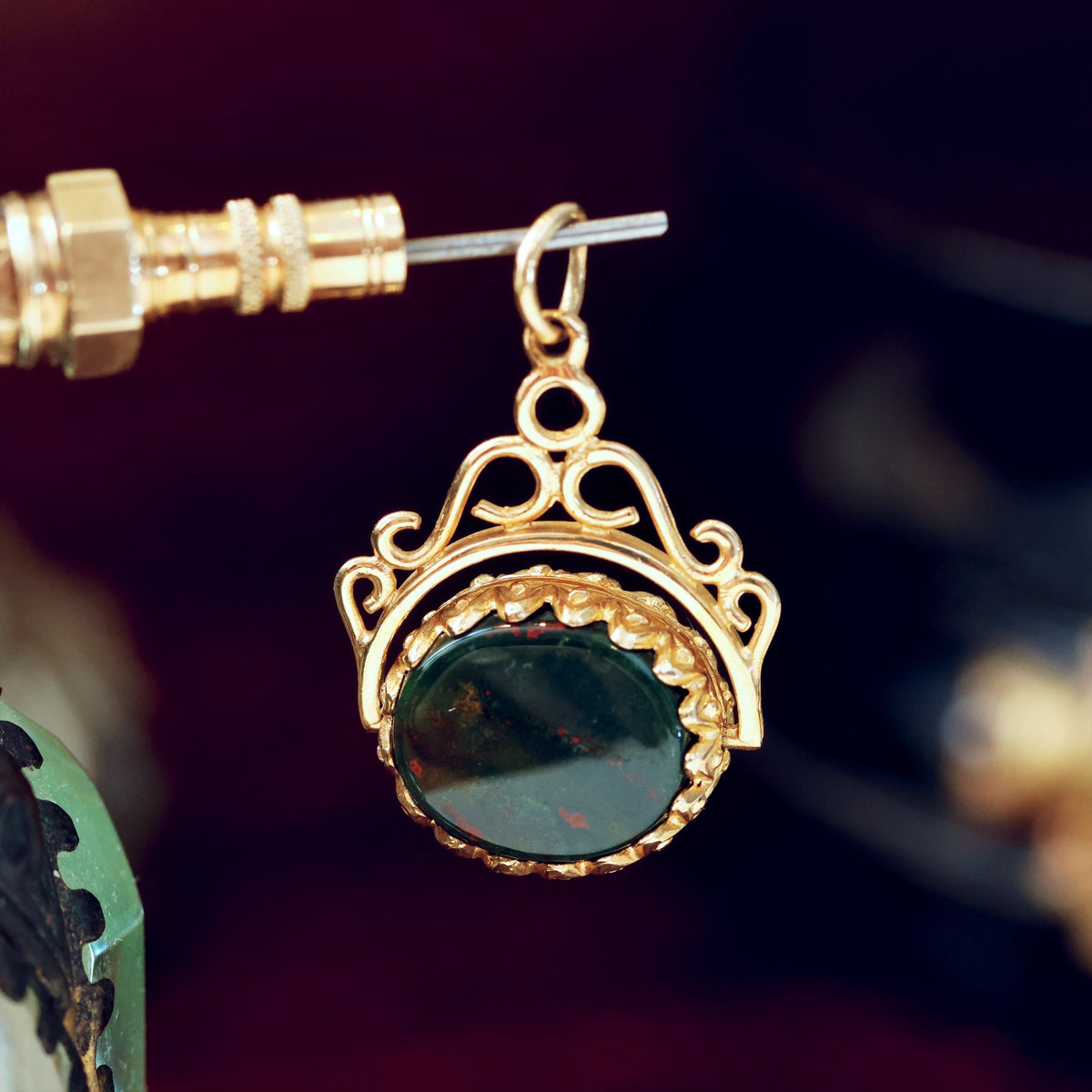 Vintage Bloodstone & Onyx Swivel Fob