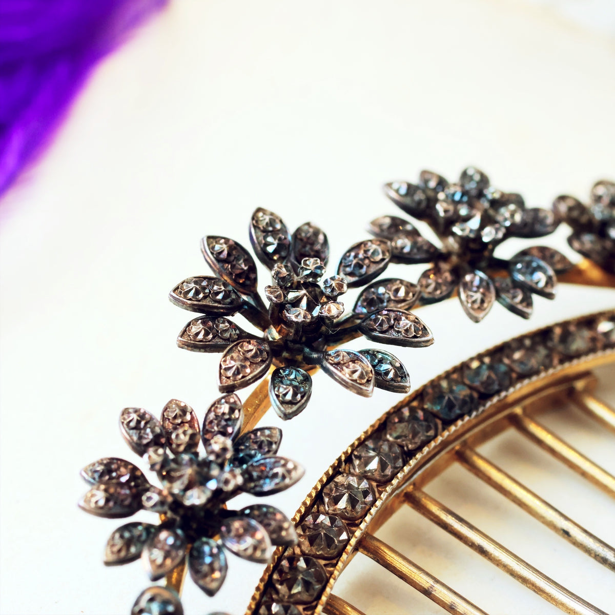 Scarce Find! Antique Victorian 'Tiara' Hair Comb