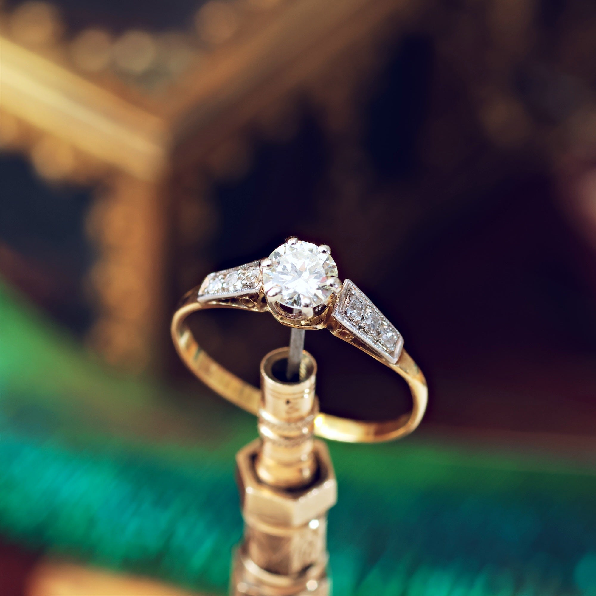 ☆関税込☆VINTAGE HOLLYWOOD★Solitaire Ring Phone Grip★ il_fullxfull.6145578849_te0y.jpg
