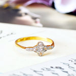 Pretty Vintage Diamond Daisy Cluster Ring