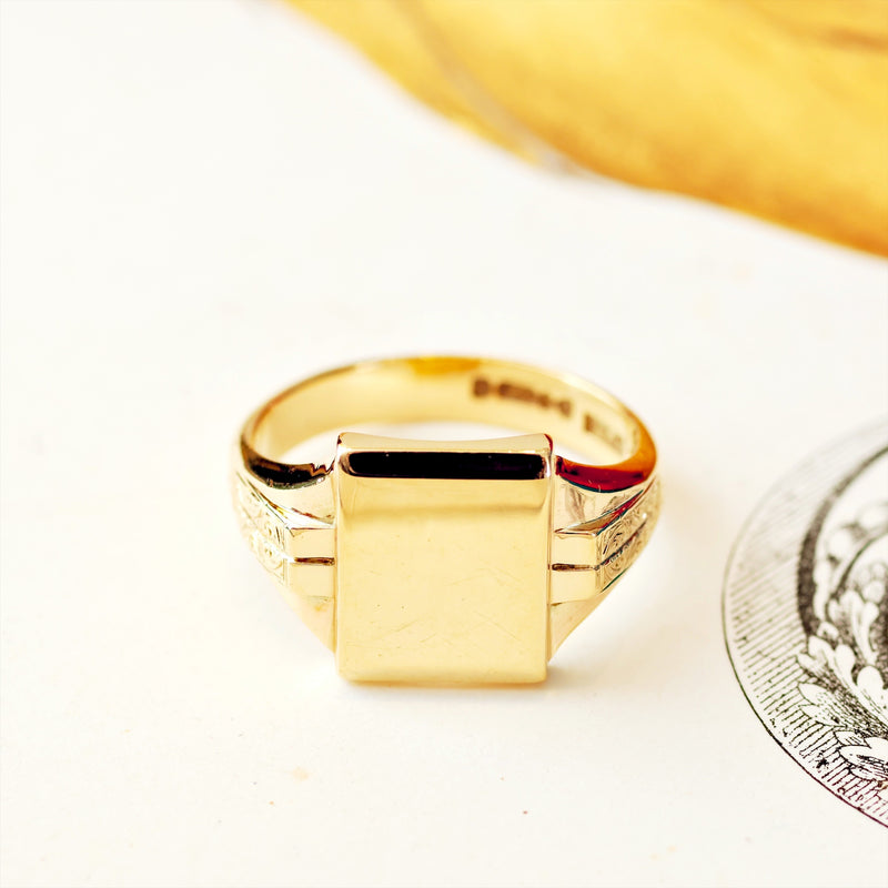 Art Deco Date 1953 9ct Gold Men's Signet Ring