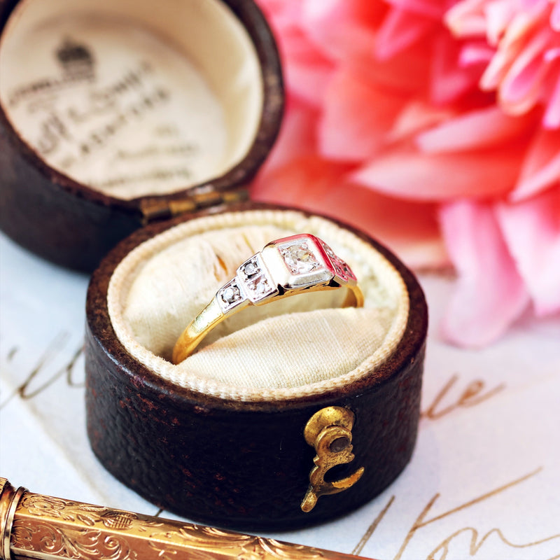 Adorable Vintage Art Deco Diamond Engagement Ring
