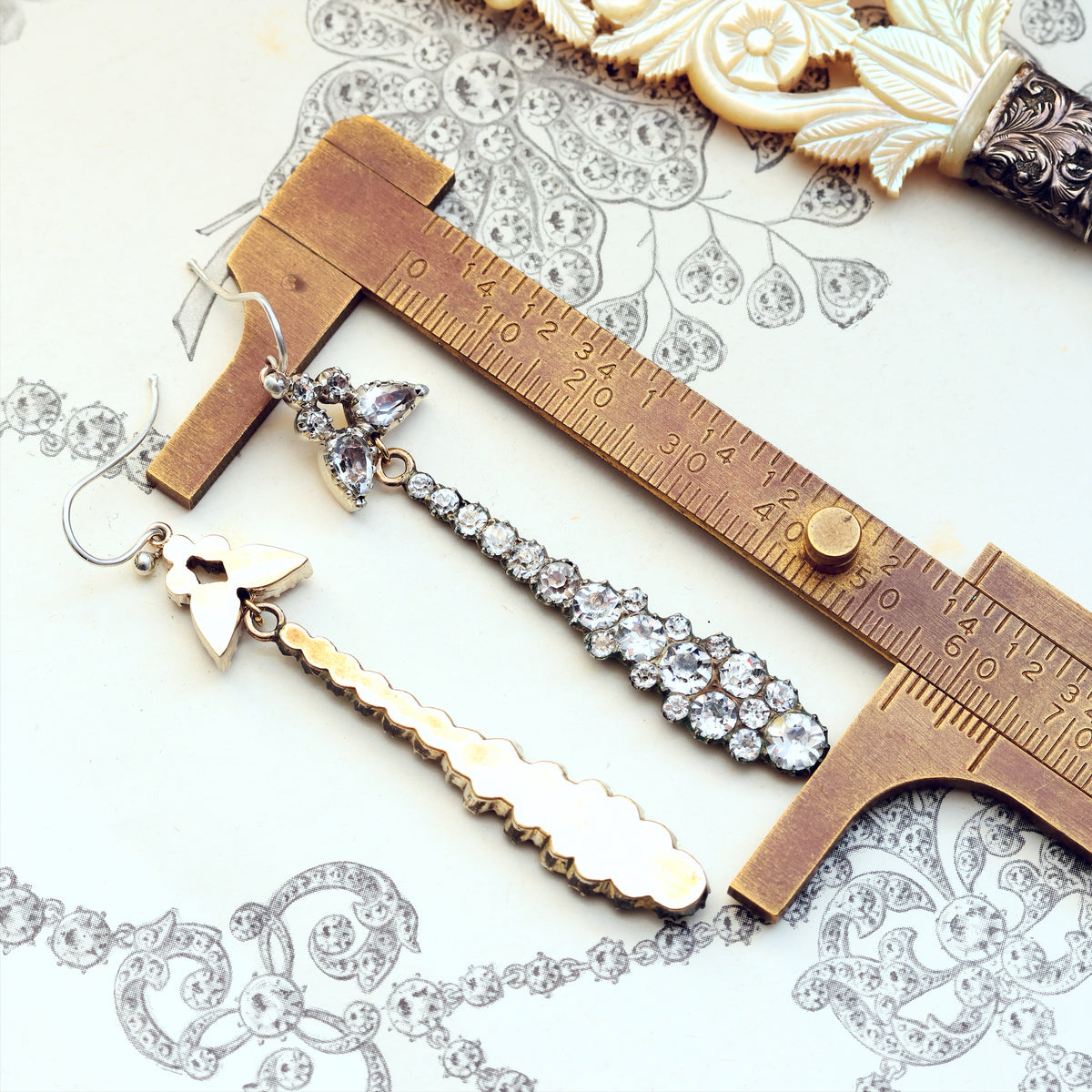 Stunning Antique Georgian Paste Drop Earrings