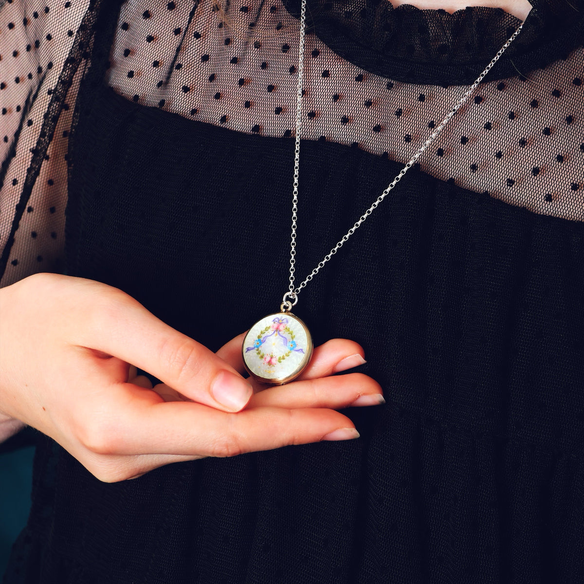 Vintage 1930's Enamelled Locket