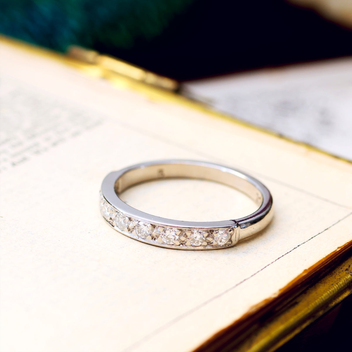 Vintage 18ct White Gold Diamond Half Eternity Ring