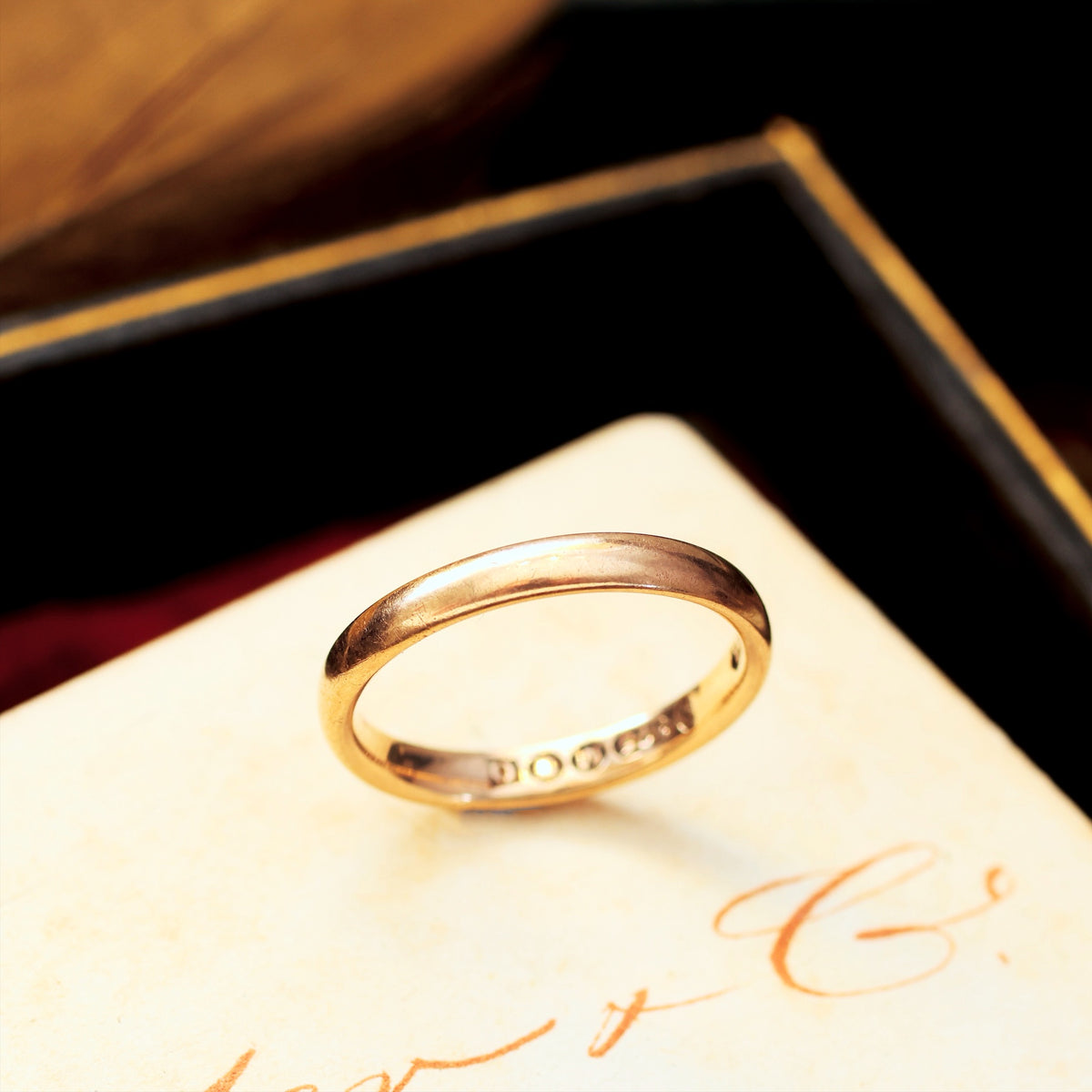 Date 1947 'Utility Mark' 9ct Gold Wedding Ring