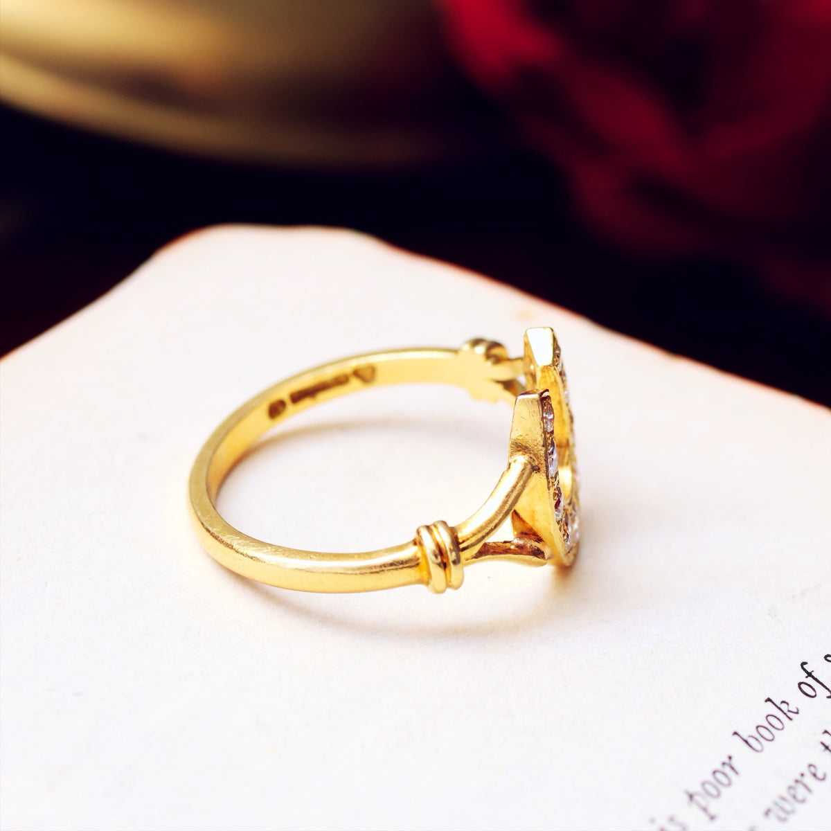 Dazzlin' Date 1989 Diamond Lucky Horseshoe Ring