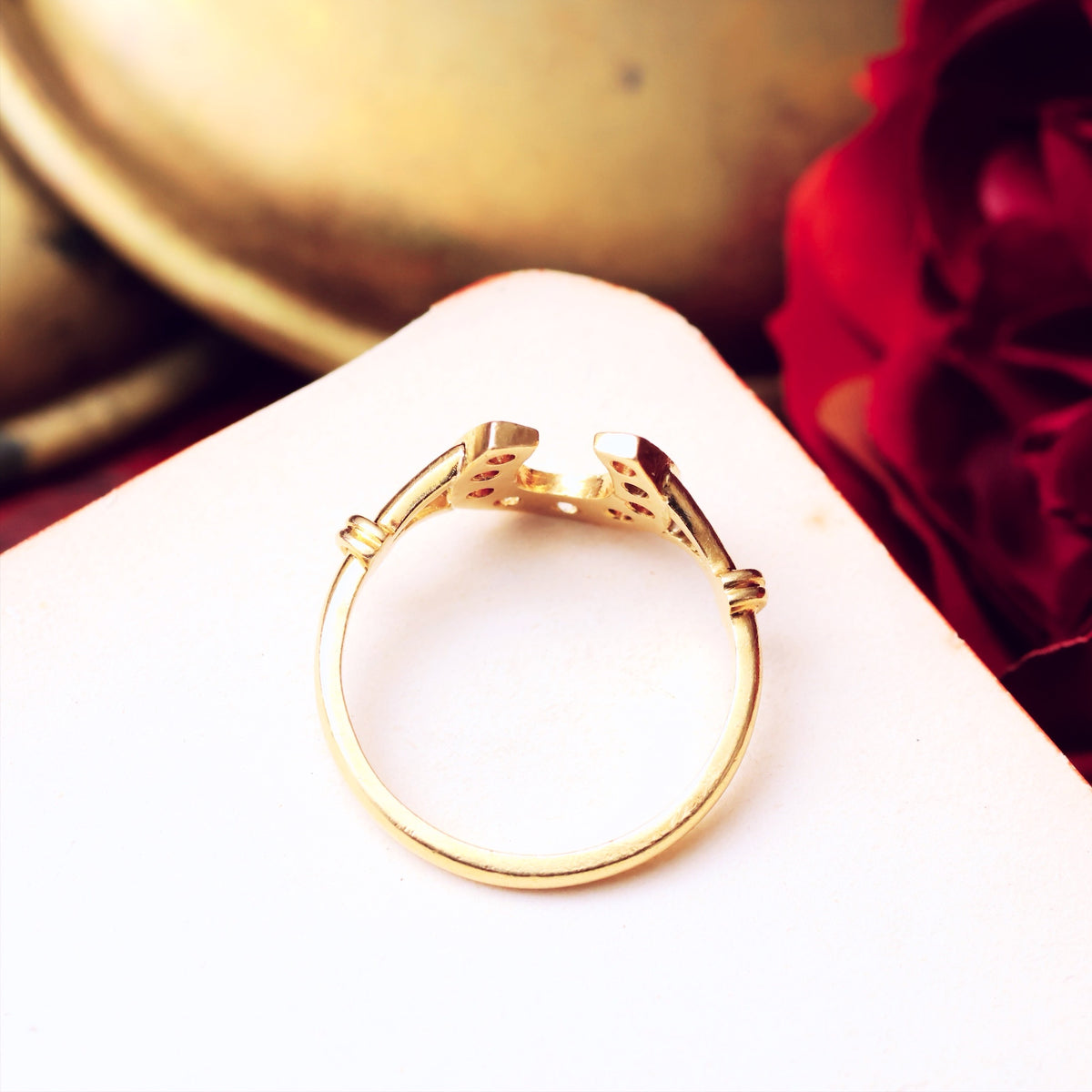 Dazzlin' Date 1989 Diamond Lucky Horseshoe Ring