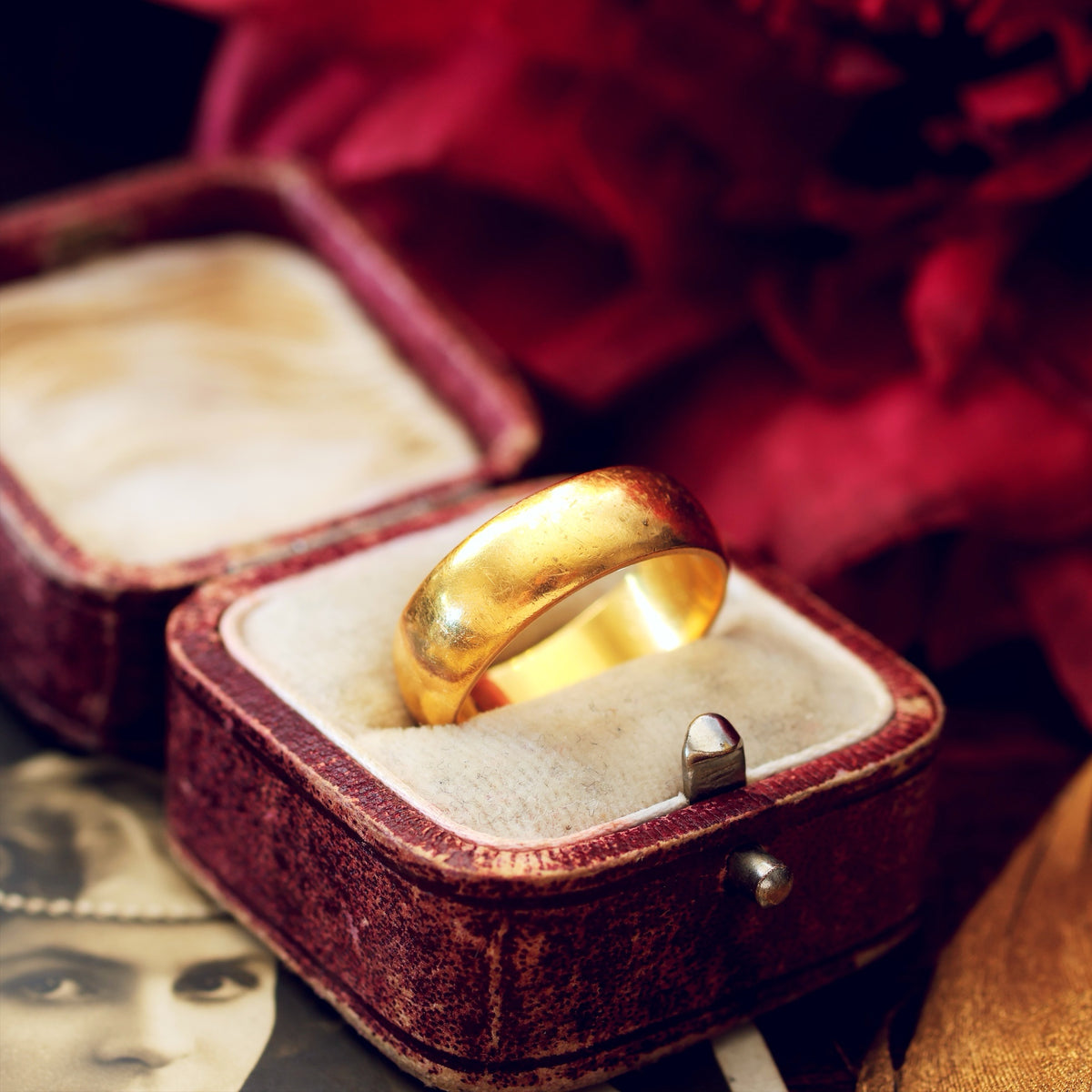 Antique Date 1914 Gent's Wedding Band Ring