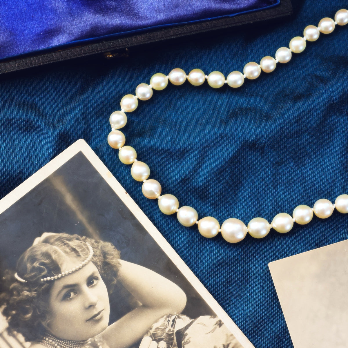 Sublime Vintage Cultured Saltwater Pearl Necklace
