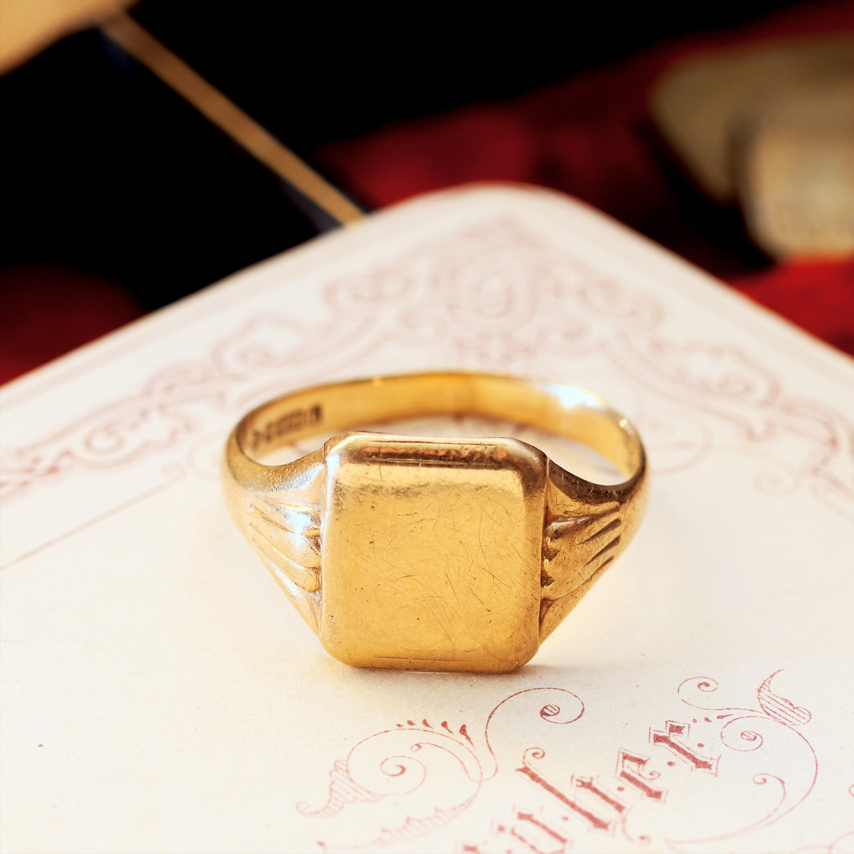 Vintage Date 1961 9ct Gold Signet Ring