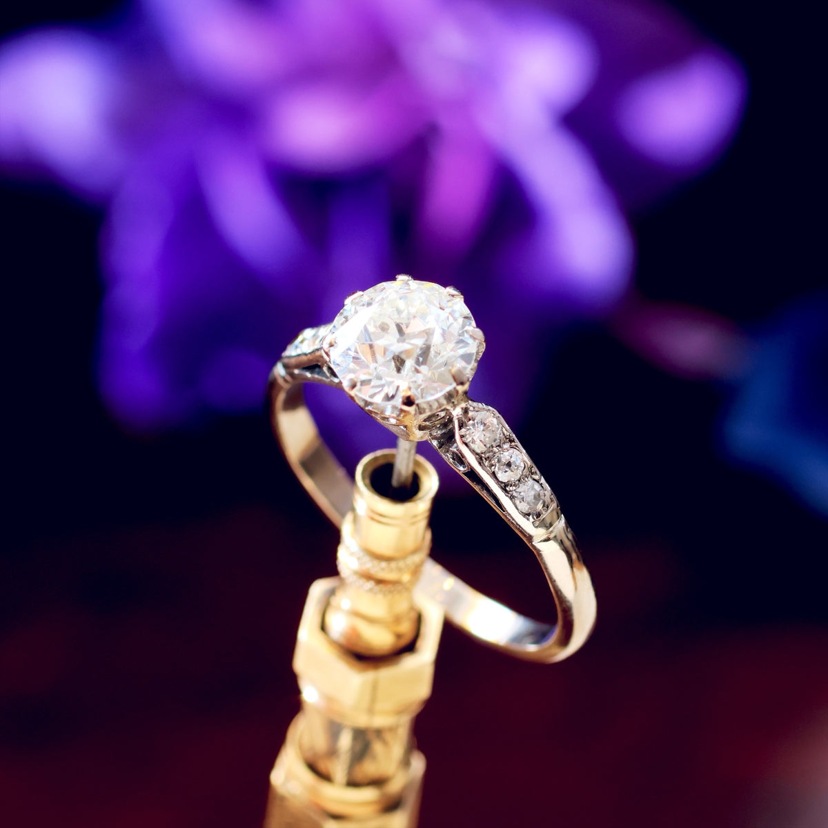 Fabulous Certificated Vintage 1.25ct Diamond Engagement Ring