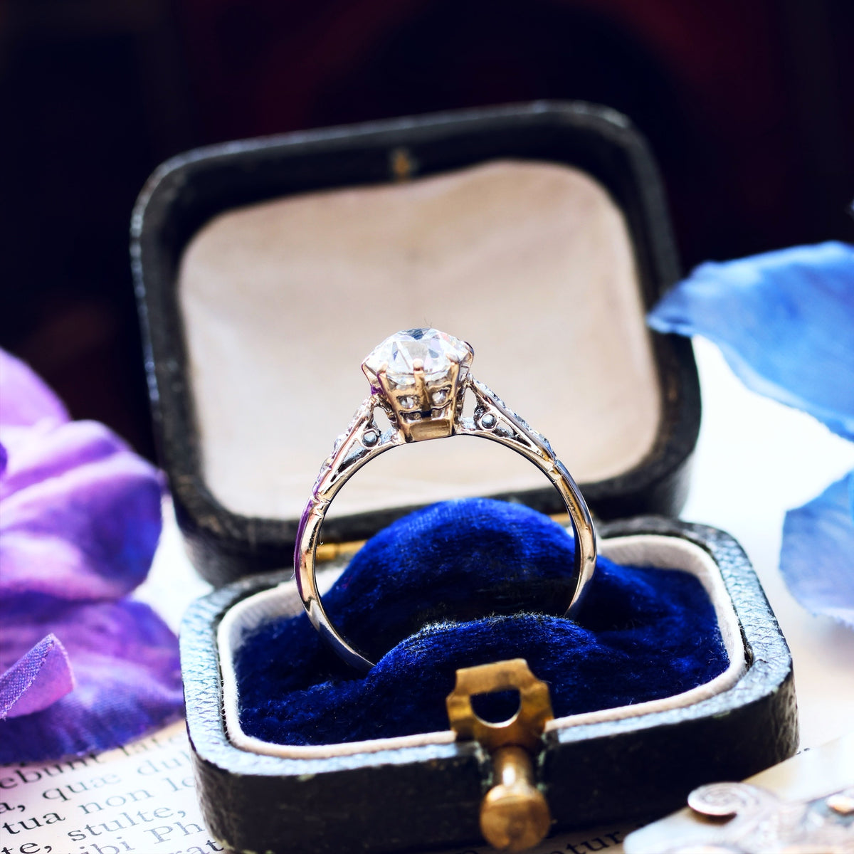 Fabulous Certificated Vintage 1.25ct Diamond Engagement Ring