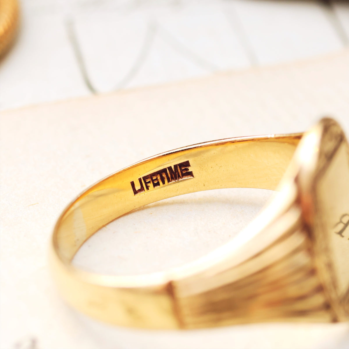 Vintage Date 1953 9ct Gold Signet Ring