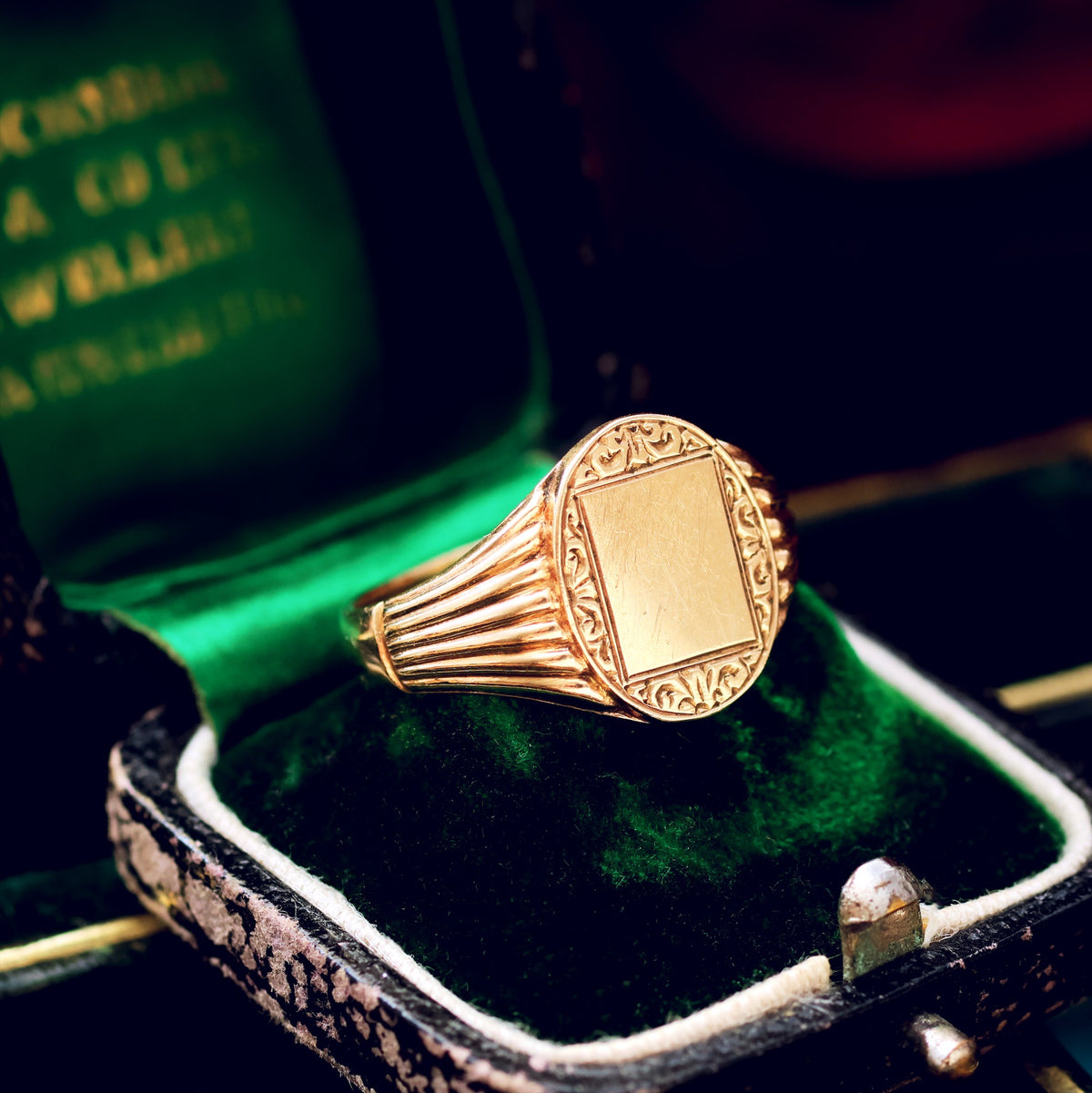 Vintage Date 1953 9ct Gold Signet Ring